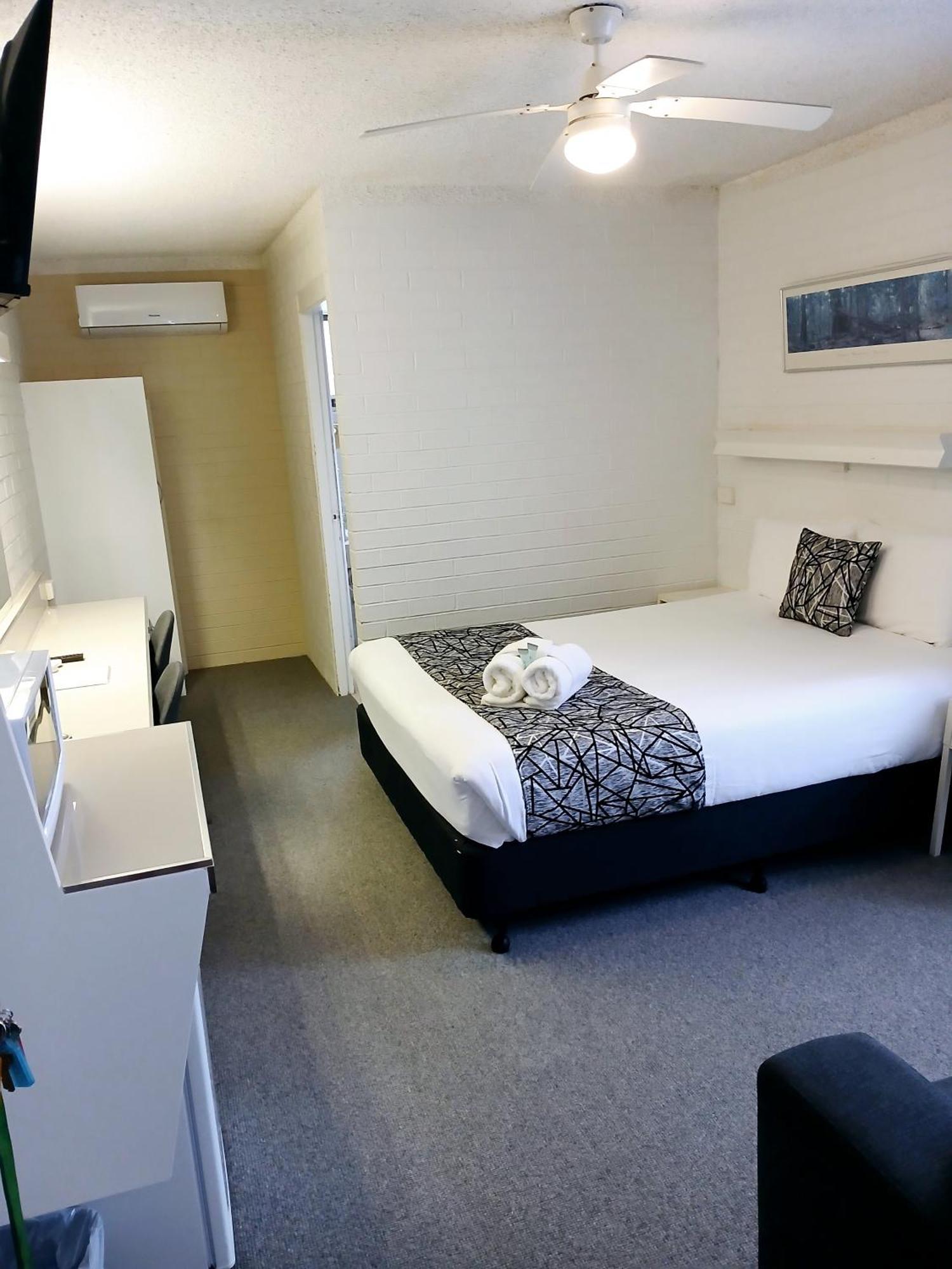 קופס הארבור Coastal Bay Motel מראה חיצוני תמונה