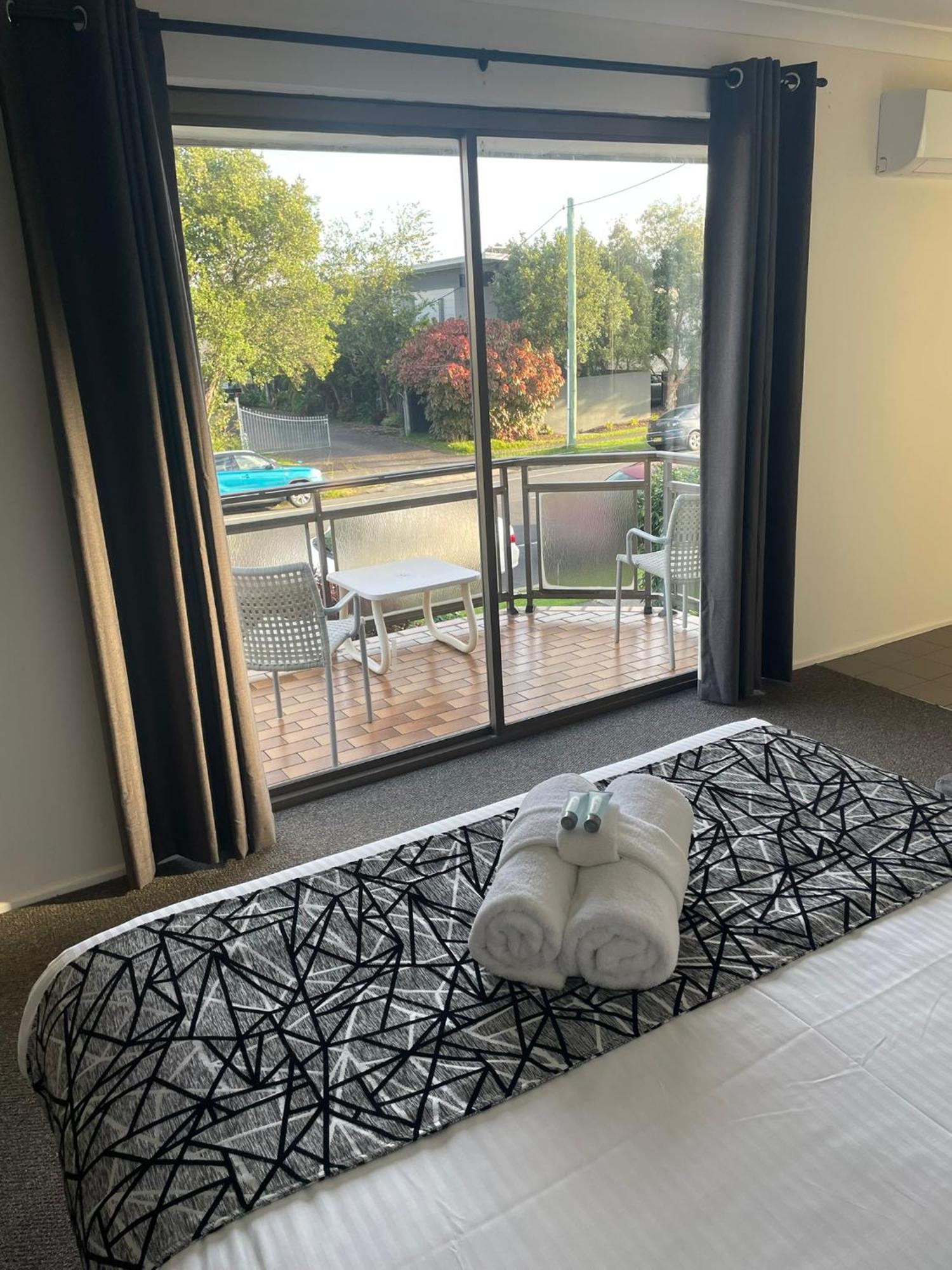 קופס הארבור Coastal Bay Motel מראה חיצוני תמונה