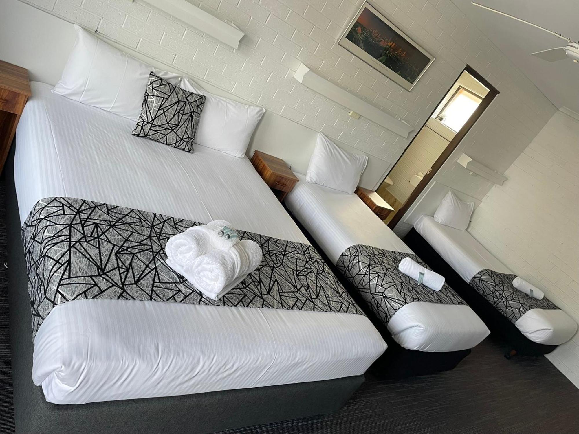 קופס הארבור Coastal Bay Motel מראה חיצוני תמונה
